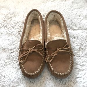 Minnetonka Moccasin Slippers